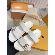 Louis Vuitton Slippers